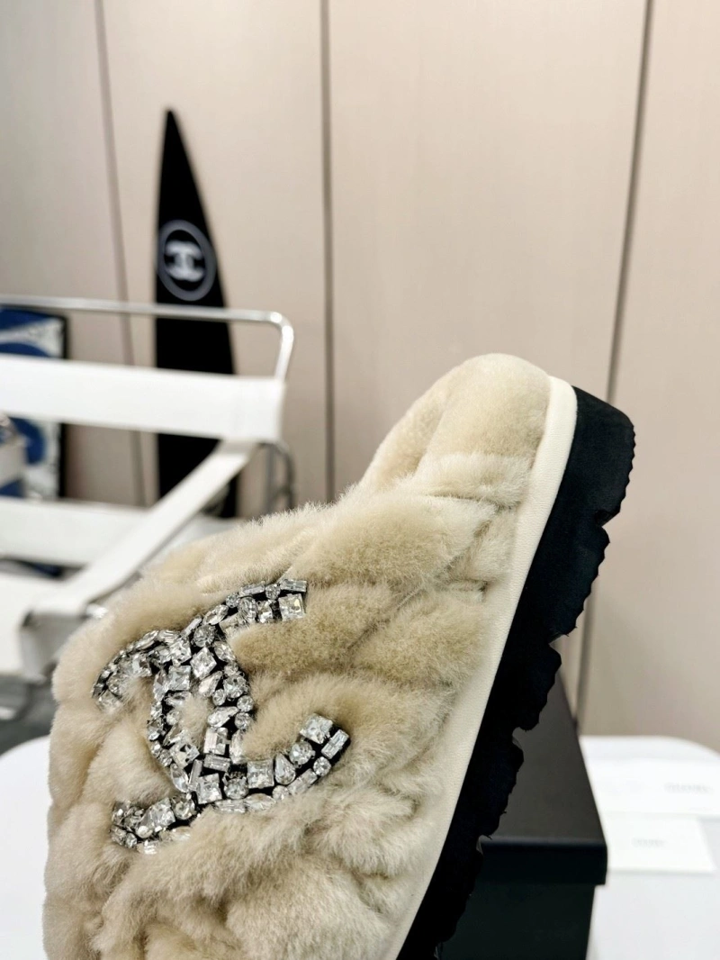 StreetReady Chxnxl Slippers 132197
