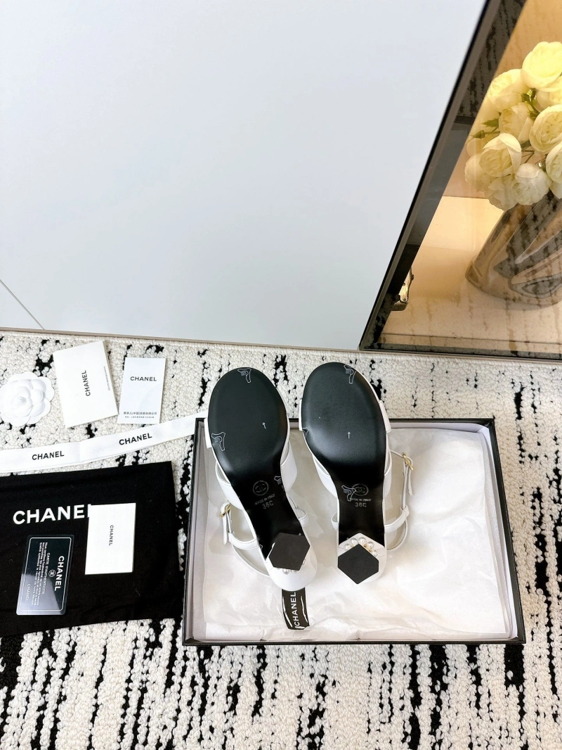 Functional Chxnxl Sandals 130728