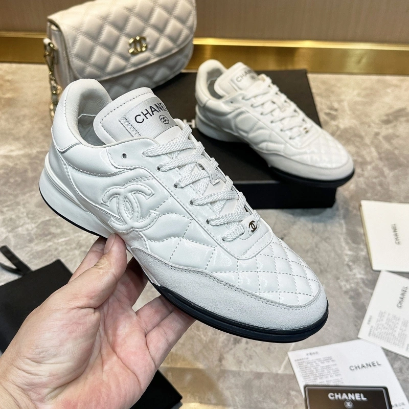 Sophisticated Chxnxl Sneakers 131930