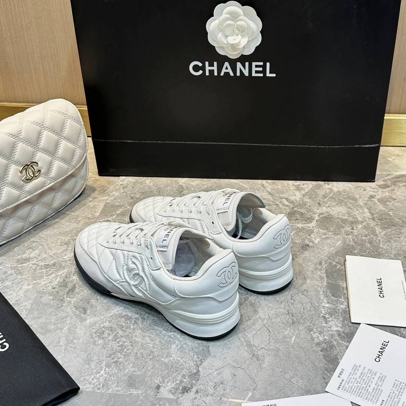 Sophisticated Chxnxl Sneakers 131930