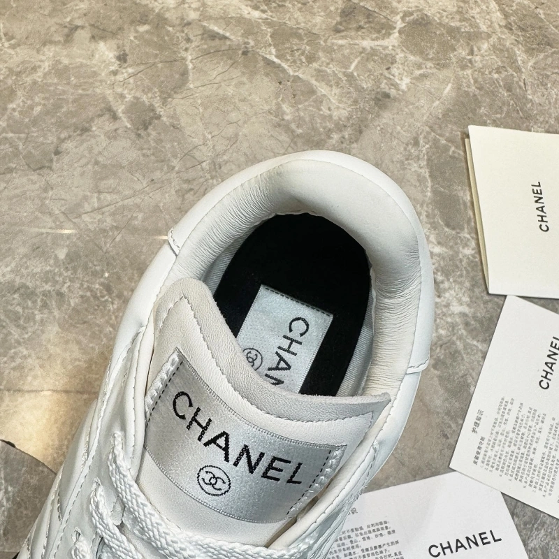Sophisticated Chxnxl Sneakers 131930
