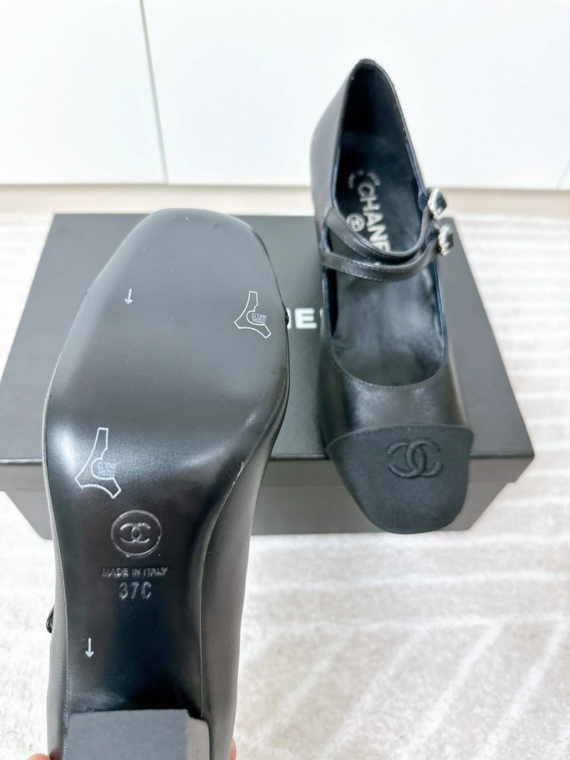 Versatile Chxnxl High Heels 131489