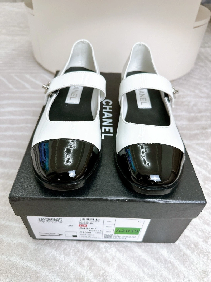 Chxnxl Flat Shoes Sleek 131613
