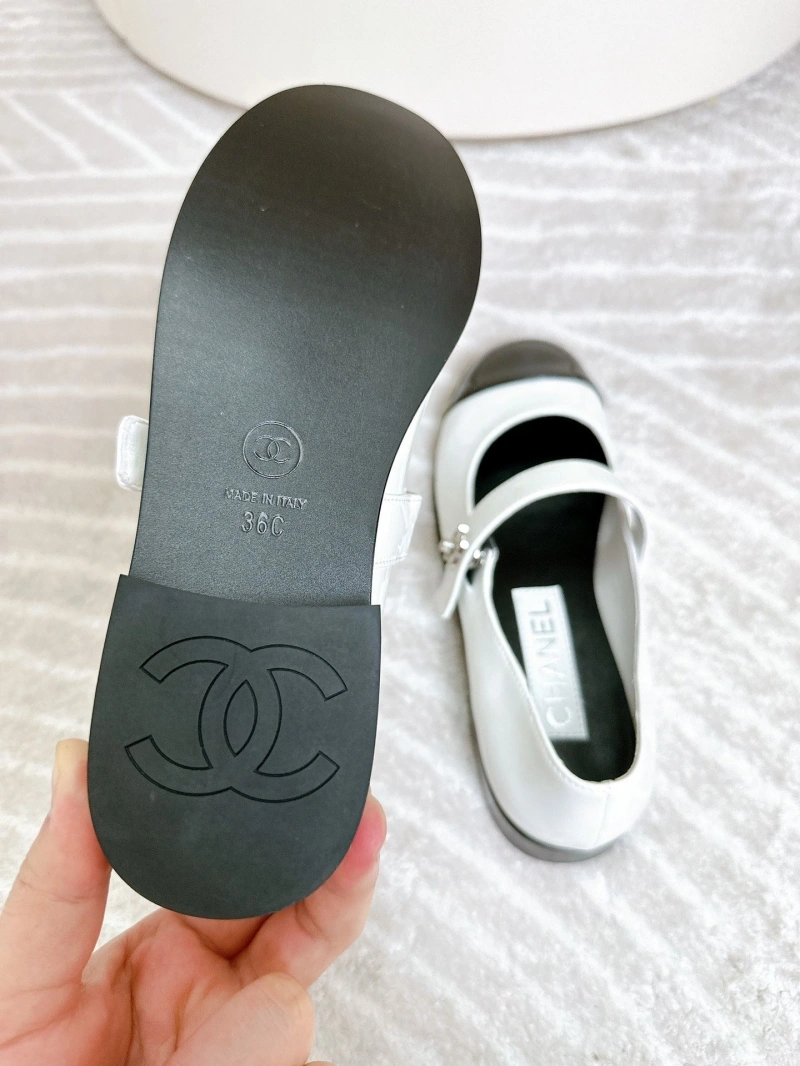 Chxnxl Flat Shoes Sleek 131613