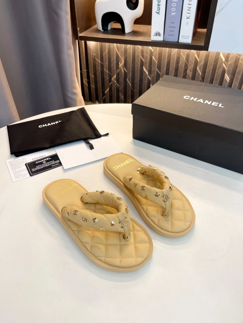 SportInspired Chxnxl Slippers 132171