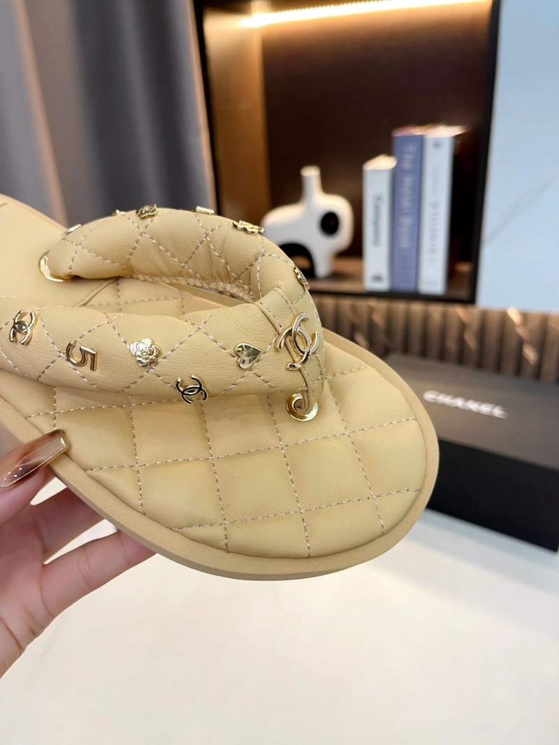 SportInspired Chxnxl Slippers 132171