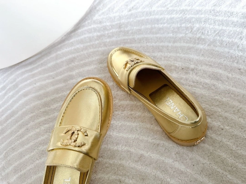 Durable Chxnxl Leather Shoes 131354
