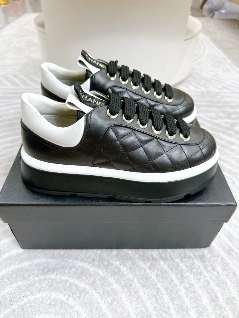 Minimalist Chxnxl Sneakers 131916