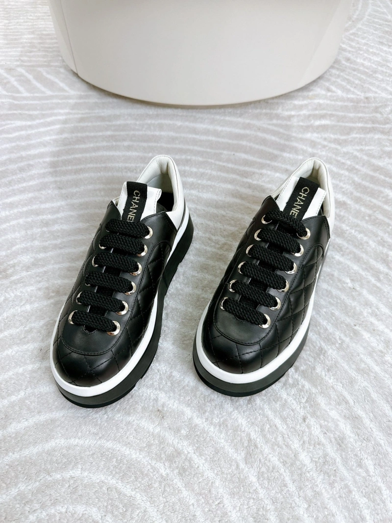 Minimalist Chxnxl Sneakers 131916