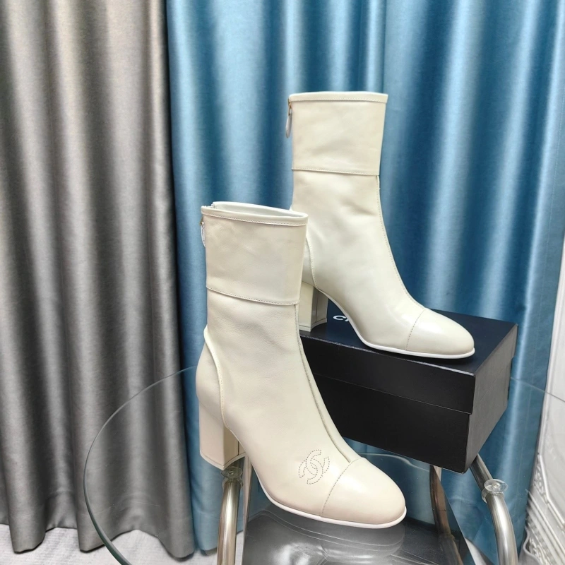 Minimalist Chxnxl Boots 129791