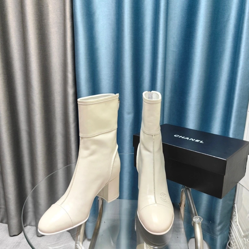 Minimalist Chxnxl Boots 129791