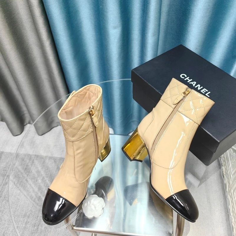 Classic Chxnxl Boots 129790