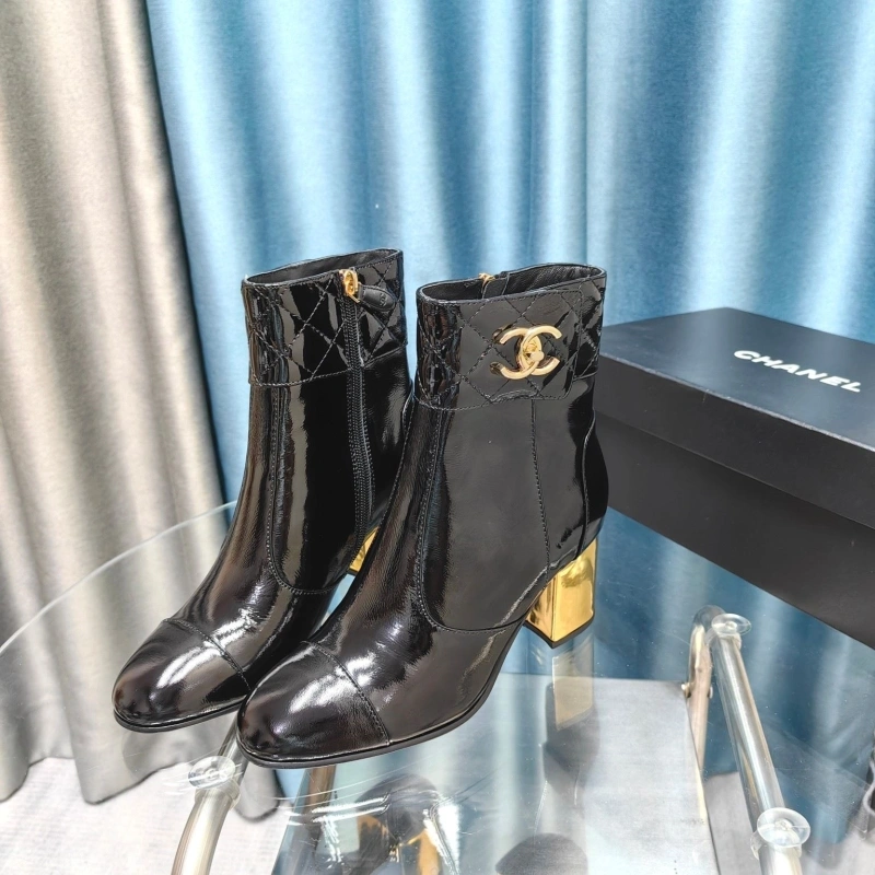 Practical Chxnxl Boots 129792