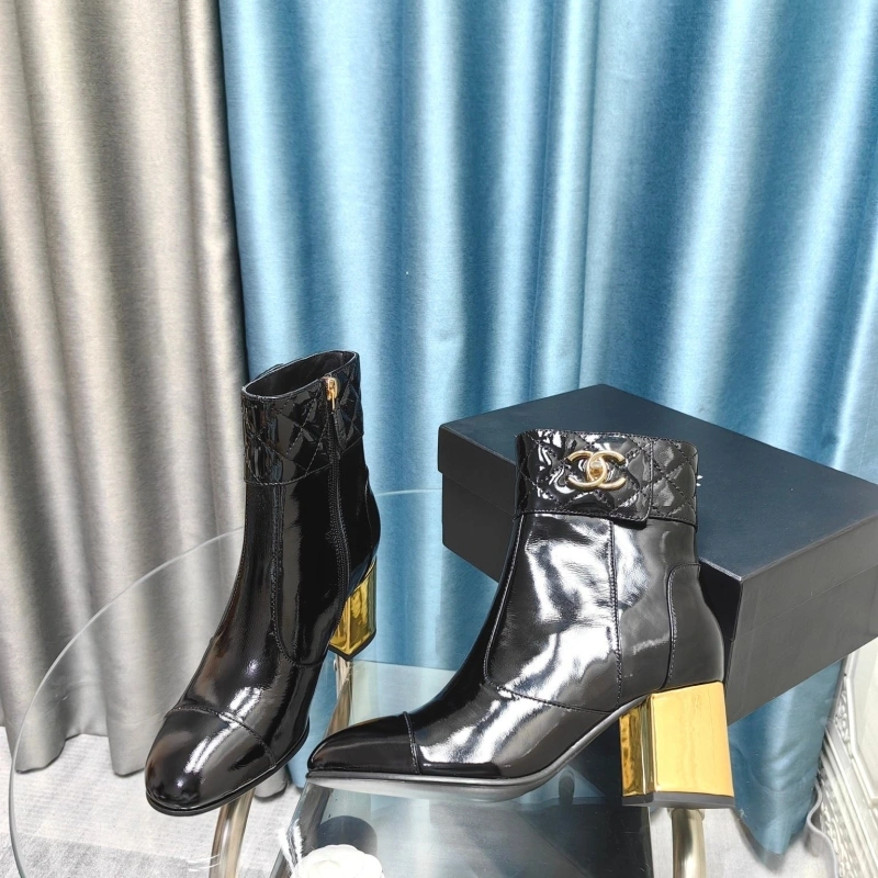 Practical Chxnxl Boots 129792