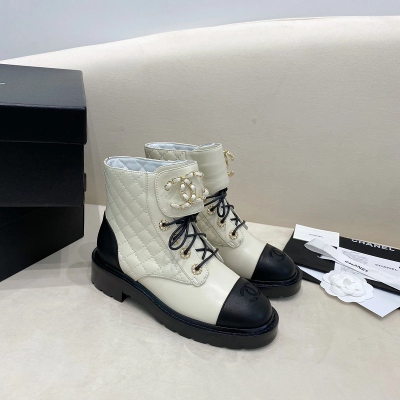 Bold Chxnxl Boots 129765