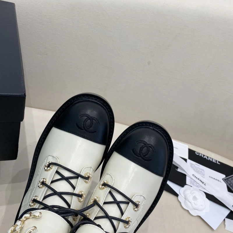 Bold Chxnxl Boots 129765