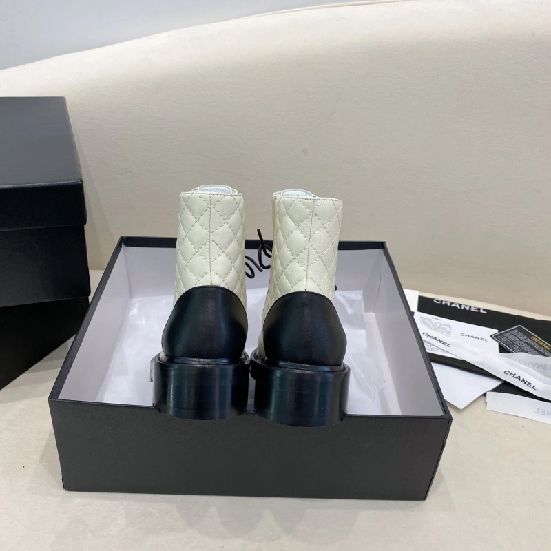 Bold Chxnxl Boots 129765