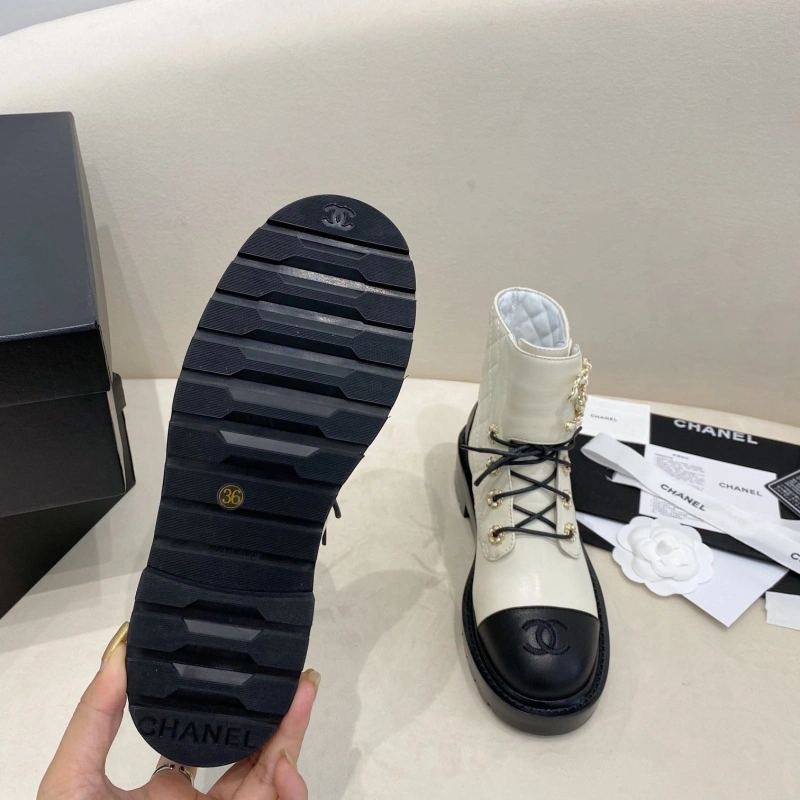 Bold Chxnxl Boots 129765