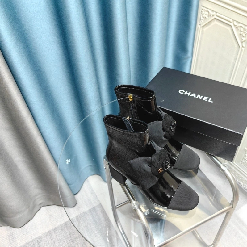 Classic Chxnxl Boots 129766