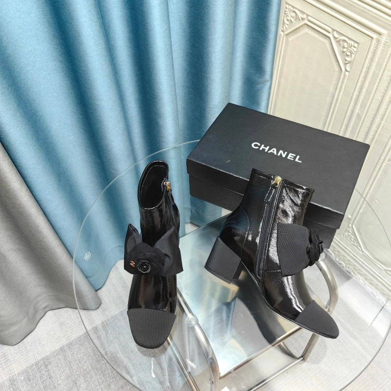 Classic Chxnxl Boots 129766