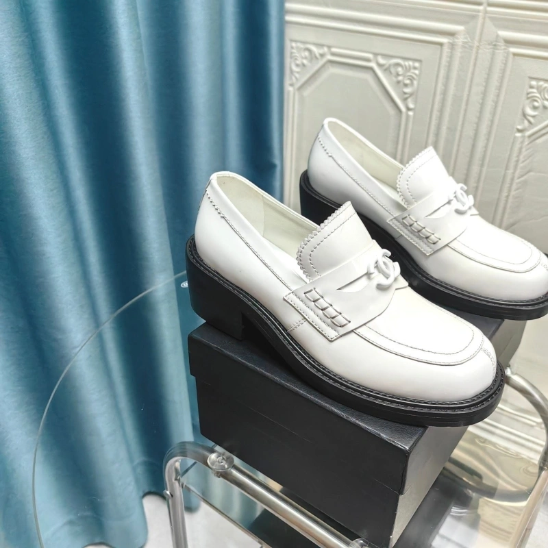 WellDesigned Chxnxl Leather Shoes 128783