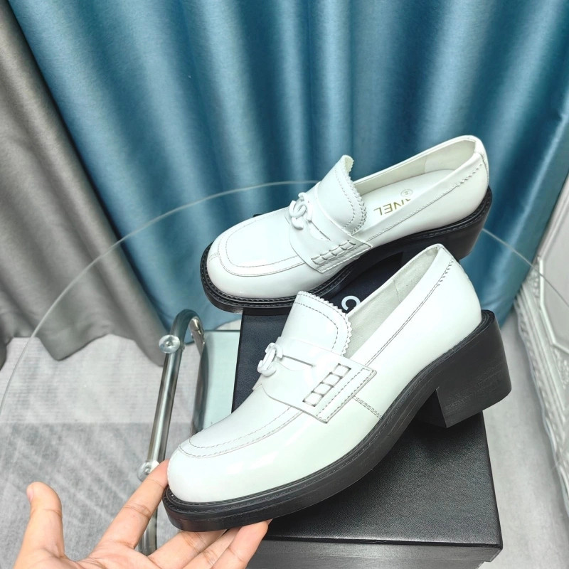 WellDesigned Chxnxl Leather Shoes 128783
