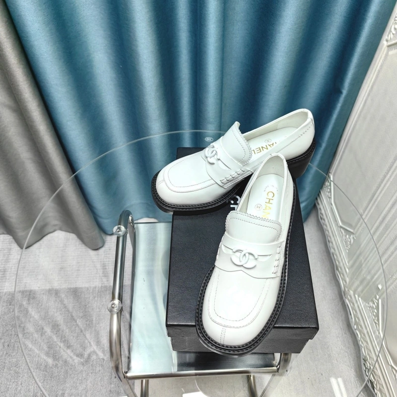 WellDesigned Chxnxl Leather Shoes 128783