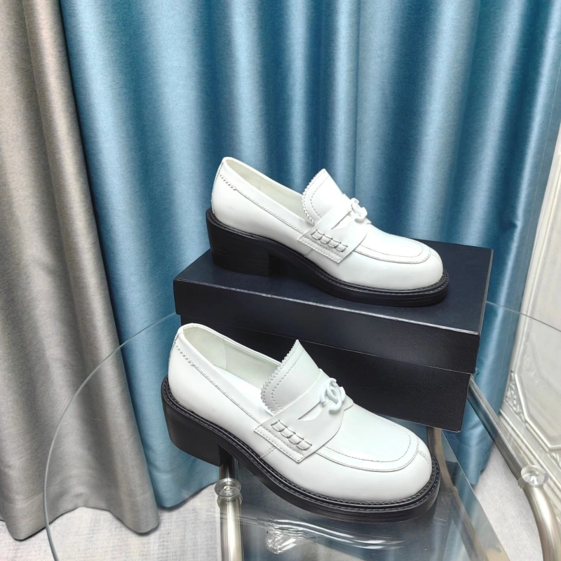 WellDesigned Chxnxl Leather Shoes 128783