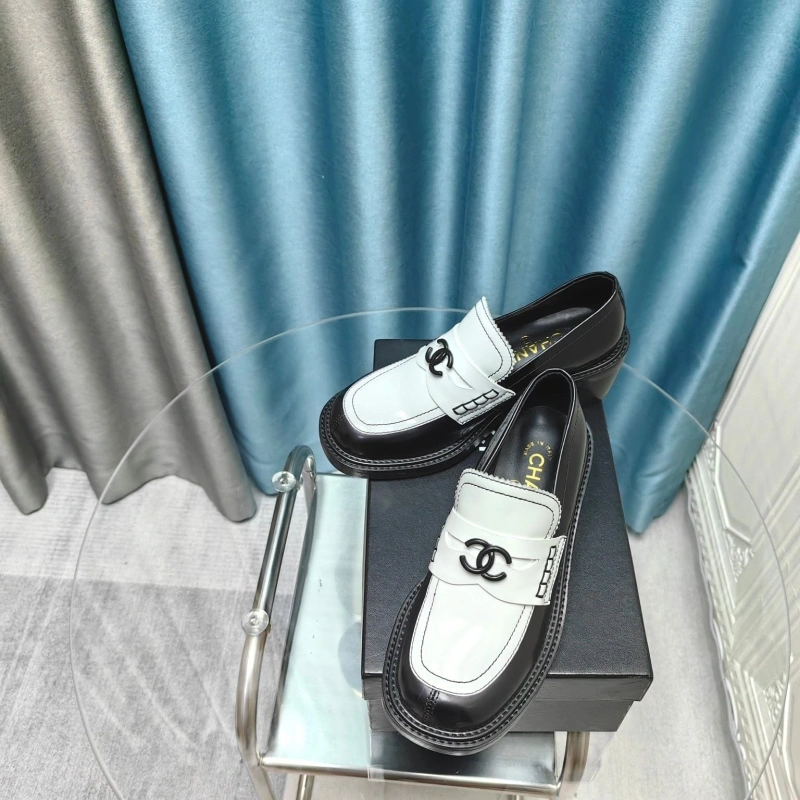 Bright Chxnxl Leather Shoes 128795