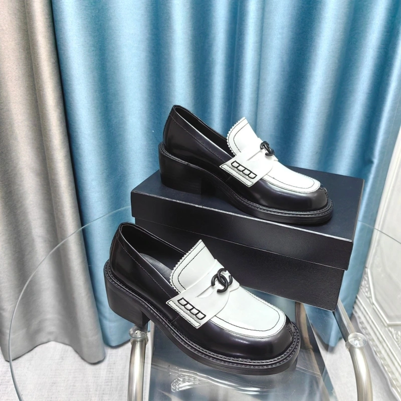 Bright Chxnxl Leather Shoes 128795