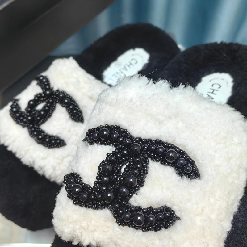 Chxnxl Slippers Timeless 128251