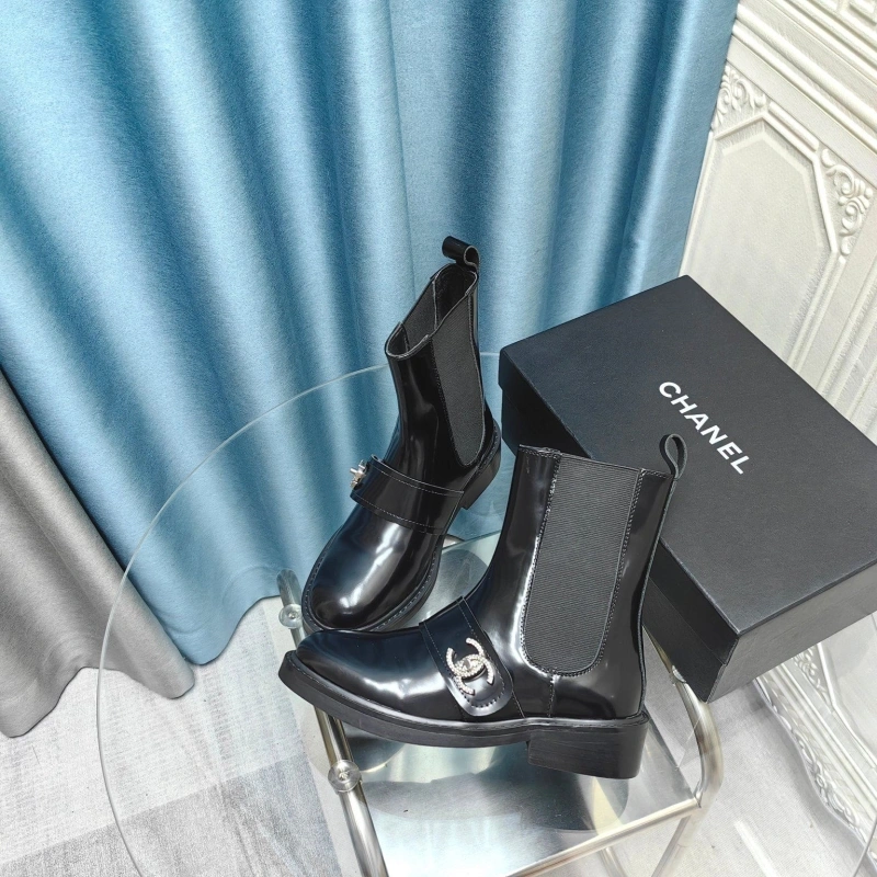 Vibrant Chxnxl Boots 129757