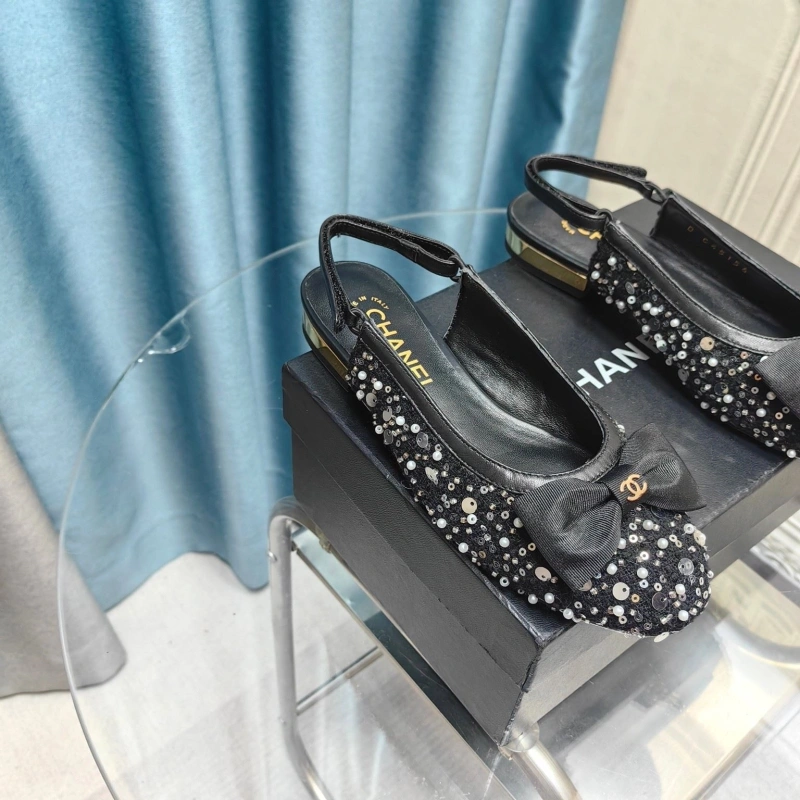 Bold Chxnxl Sandals 128680