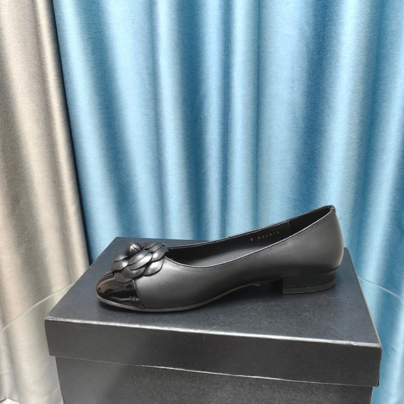 Stylish Chxnxl Flat Shoes 129212
