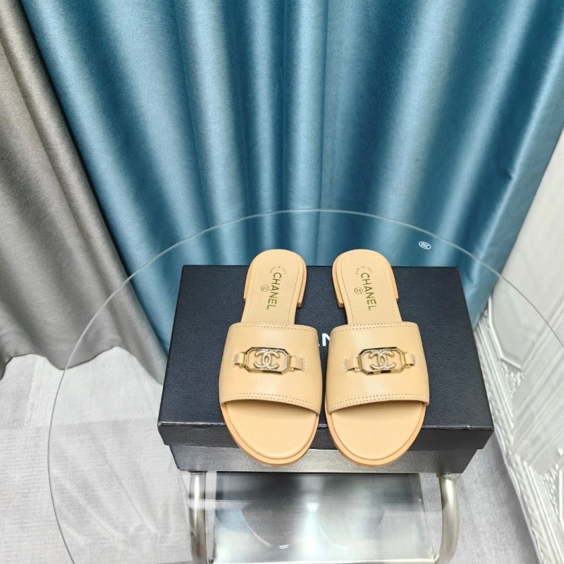 Elegant Chxnxl Slippers 128239