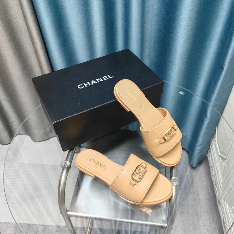 Elegant Chxnxl Slippers 128239