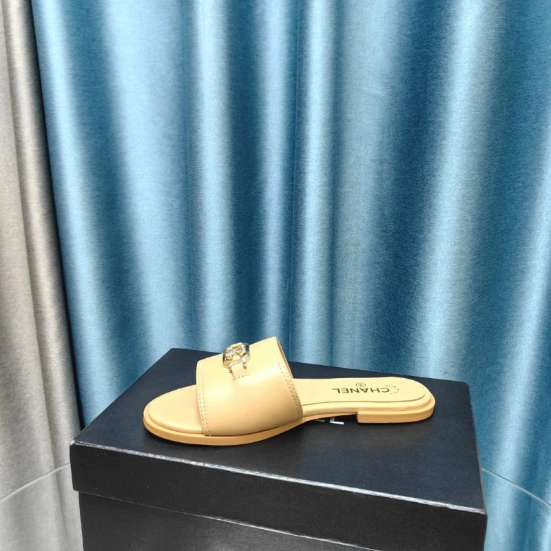 Elegant Chxnxl Slippers 128239
