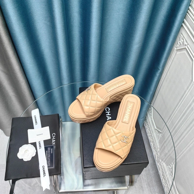 GoodFit Chxnxl Slippers 128236