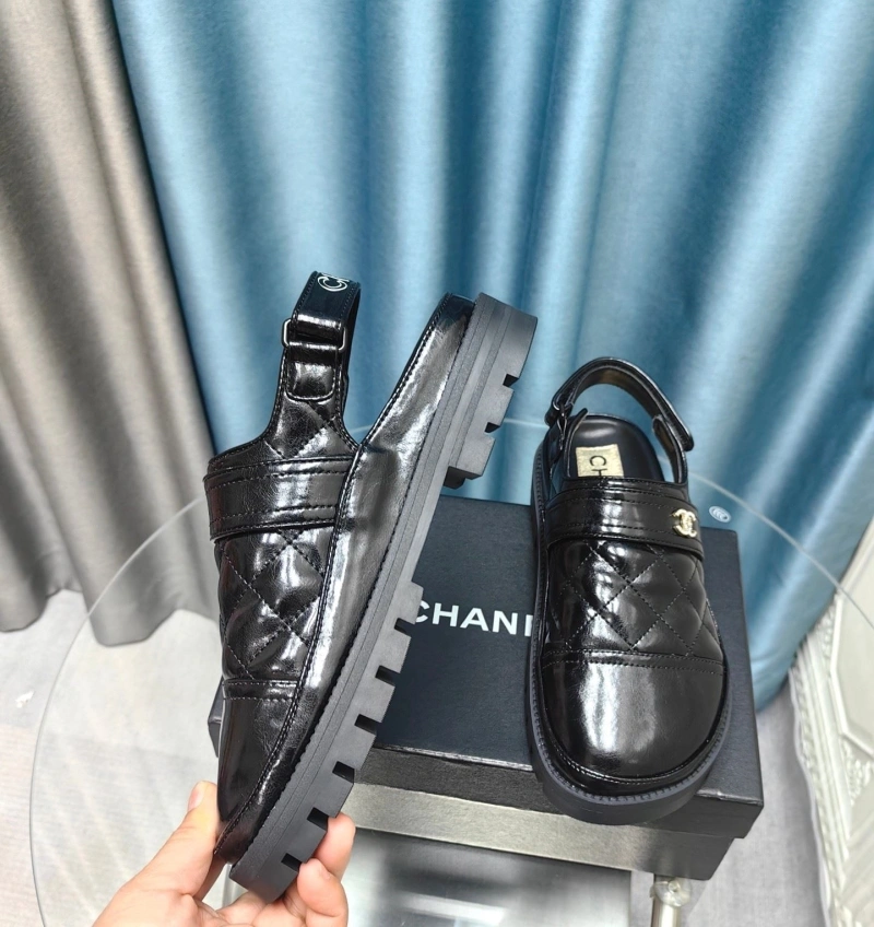 Efficient Chxnxl Sandals 128666