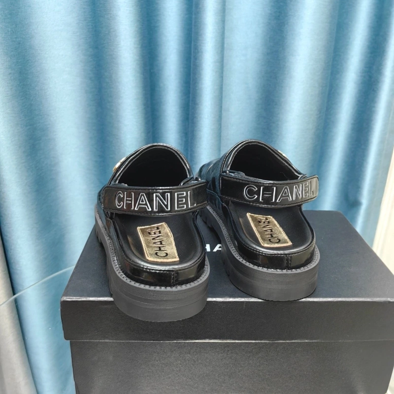 Efficient Chxnxl Sandals 128666