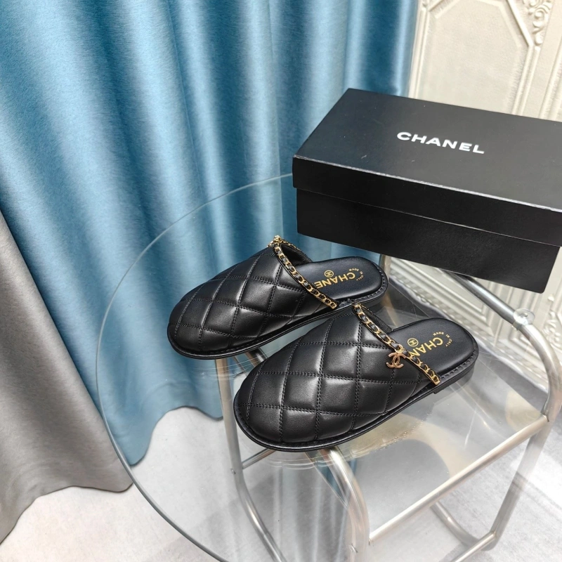 Reliable Chxnxl Slippers 128232