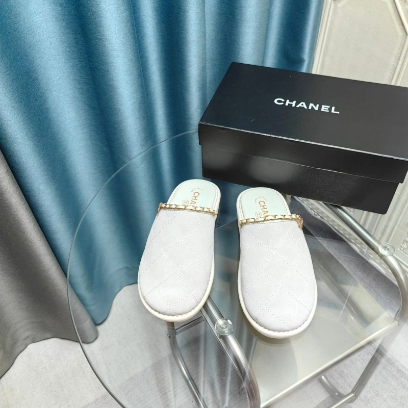 Reliable Chxnxl Slippers 128231