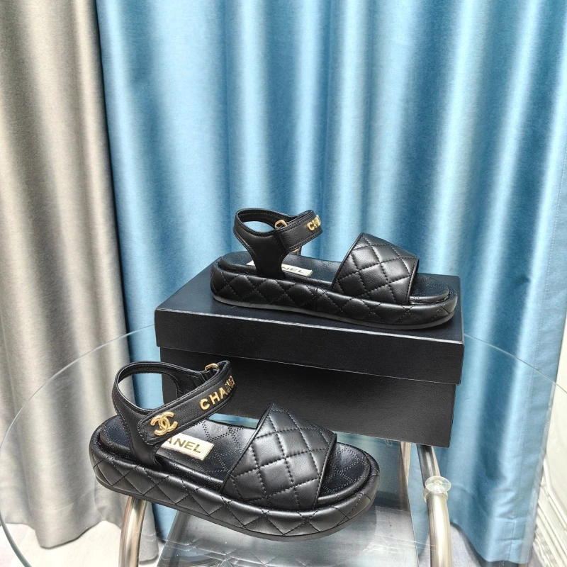 Classic Chxnxl Sandals 128665