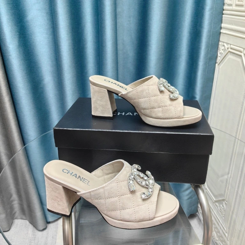 SportInspired Chxnxl Slippers 128224