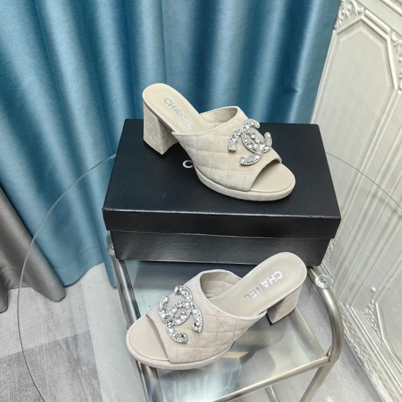 SportInspired Chxnxl Slippers 128224