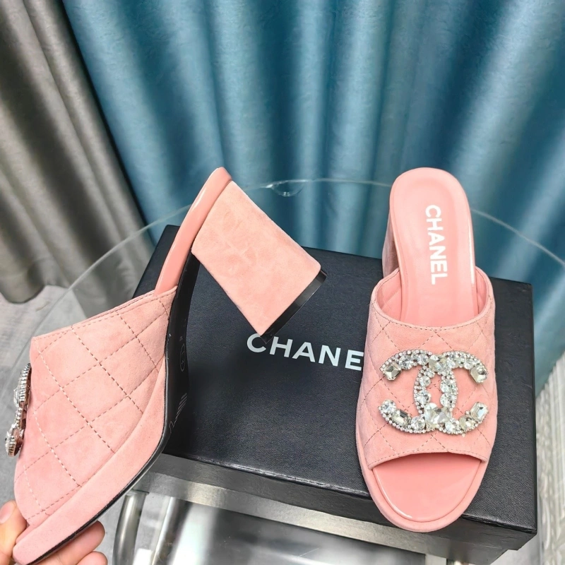 Efficient Chxnxl Slippers 128223