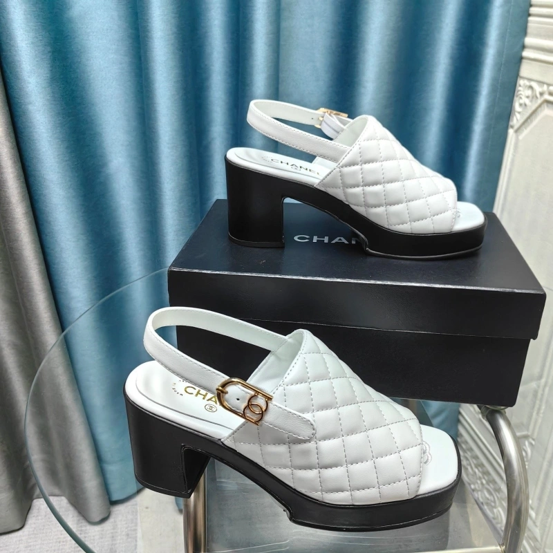 Stylish Chxnxl Sandals 128648