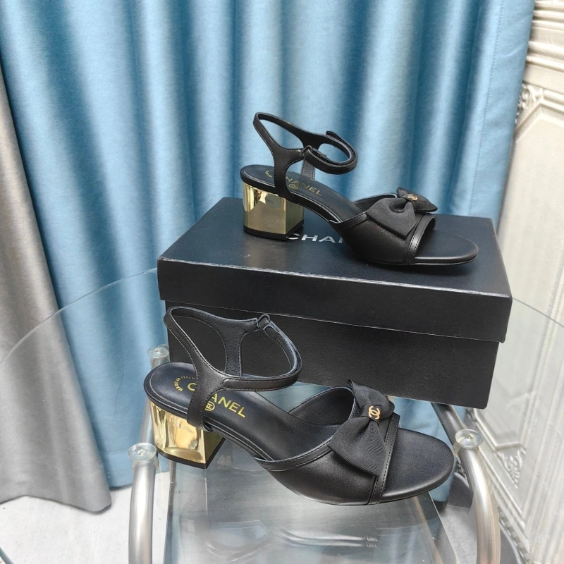 ModernLook Chxnxl Slippers 128211