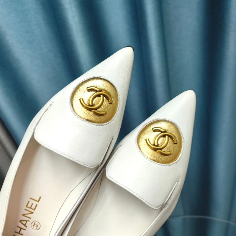 Compact Chxnxl Flat Shoes 129202