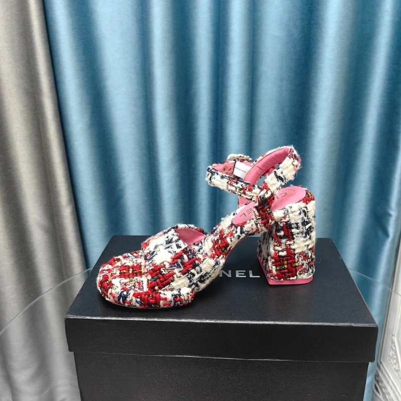 Vibrant Chxnxl Sandals 128646